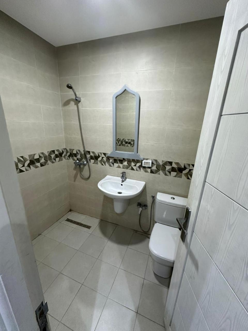 Dhekra Apartment *